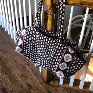 Large Vera Bradley duffle